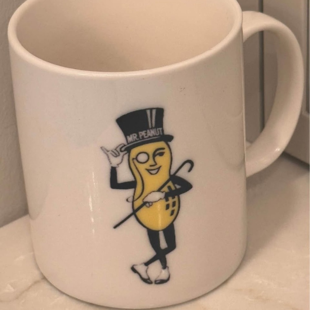 MR. PEANUT MUG